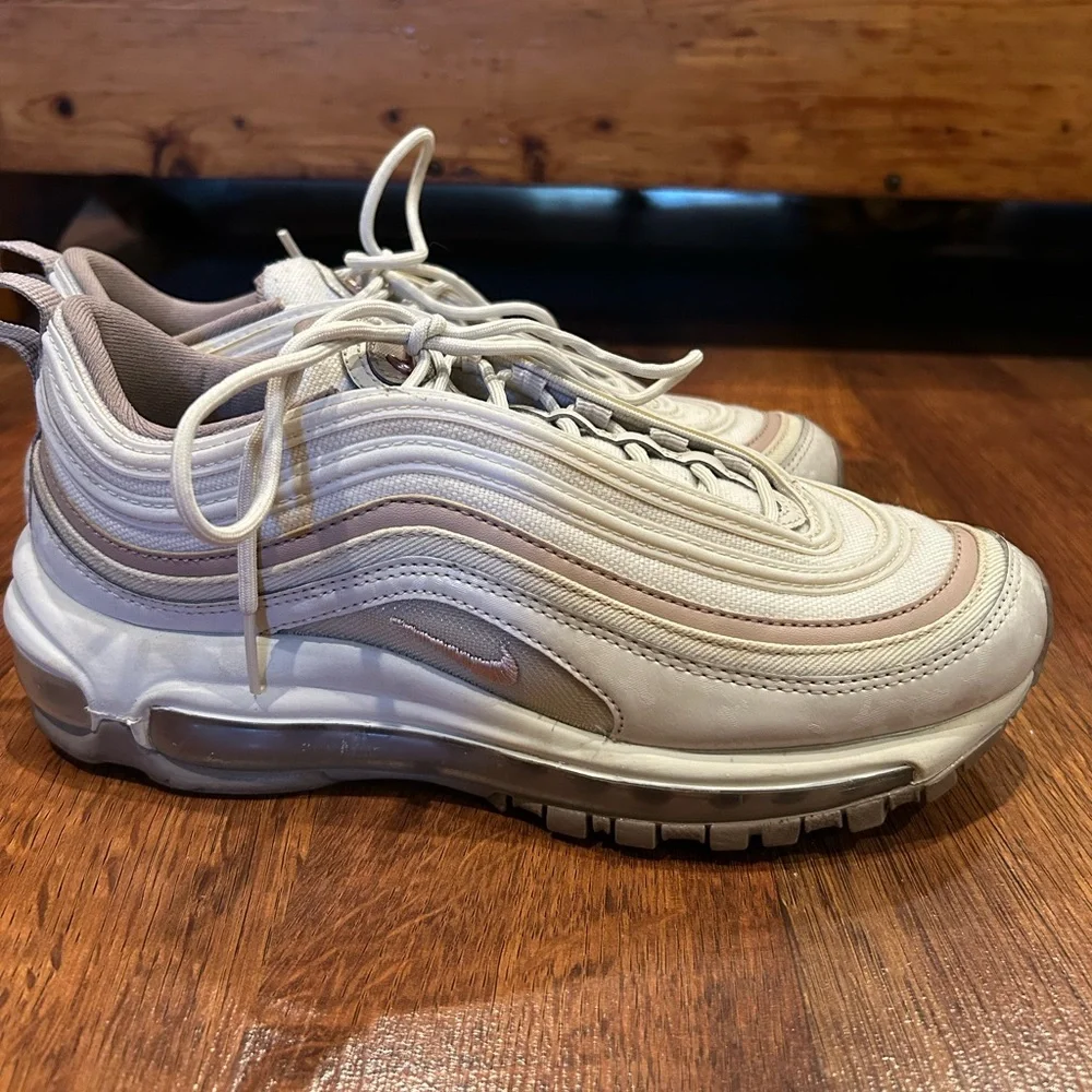 Nike Air Max 97 Barley Rose Low Top Lace Up Size 7 Athletic Running Sneakers